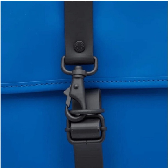 RAINS BACKPACK W3 in color WAVES - Picture 3 of 8